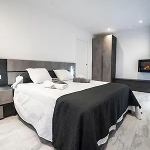 Piso De Diseño En El Centro De Apartamento Puigcerdà